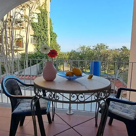 Ferienwohnung La Casa Del Comandante Procida Exterior foto