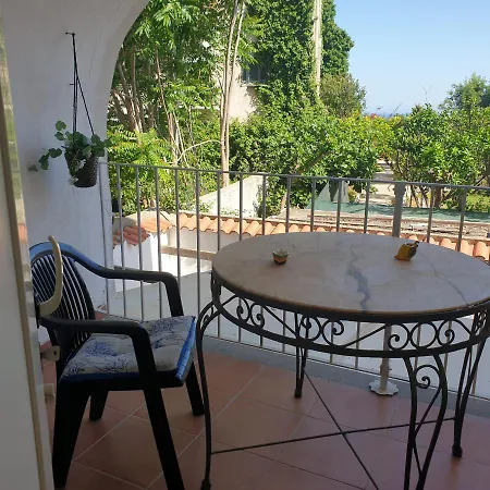 Ferienwohnung La Casa Del Comandante Procida Exterior foto